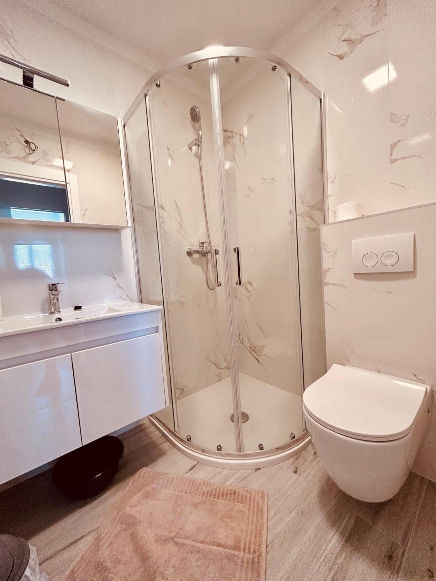 Apartment Rovci 2 Slatine Luaran gambar